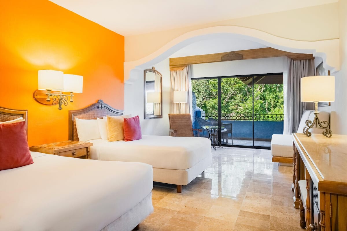 1 bedroom, free minibar, in-room safe, desk