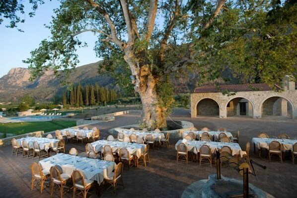 Breakfast, lunch, dinner served; Greek cuisine - Semantron Traditional Village (Aigialeia)