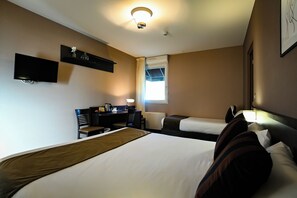 Triple Room, Pool View | Minibar, in-room safe, desk, blackout drapes