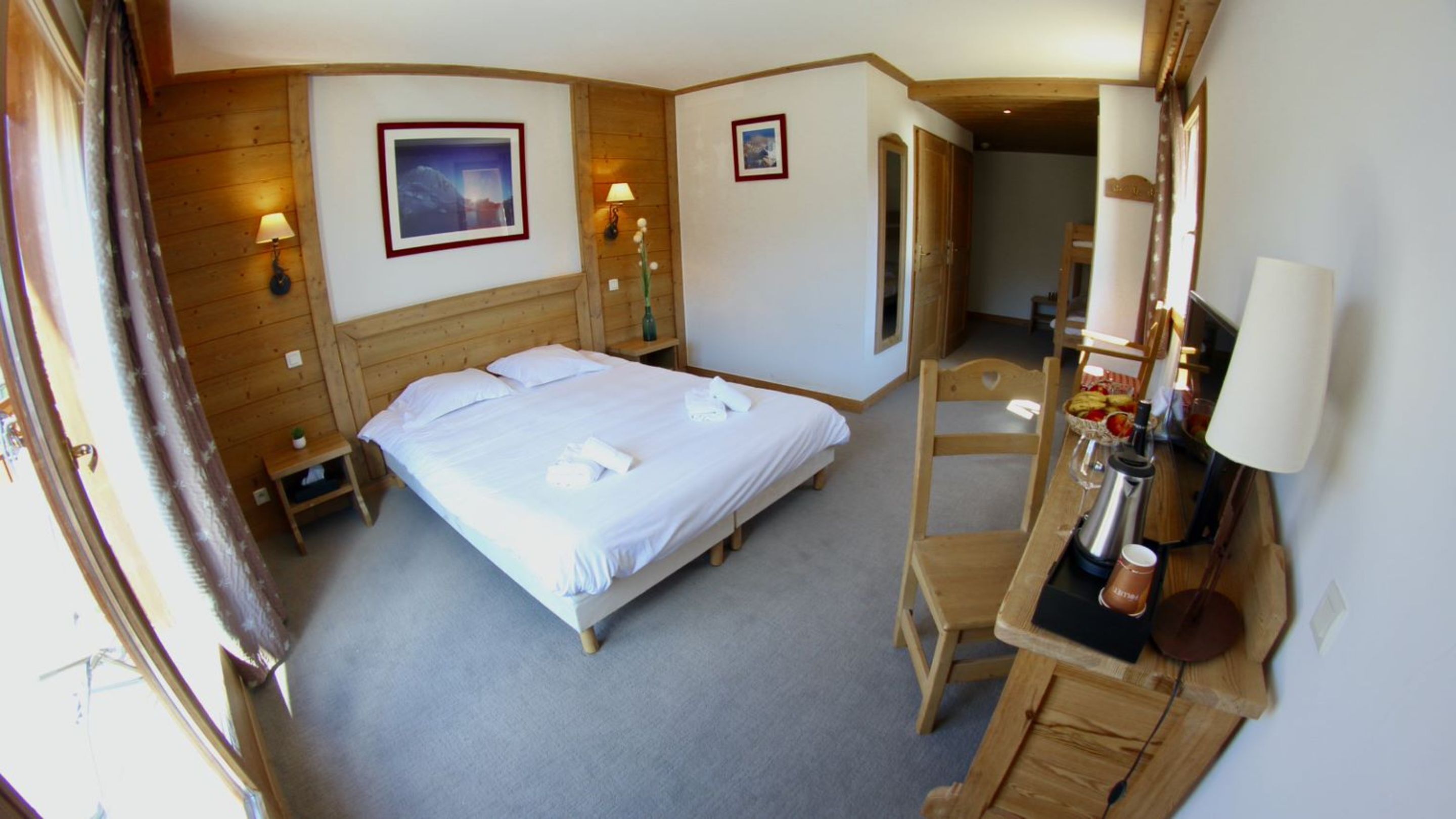 family room | individually decorated, individually furnished, desk