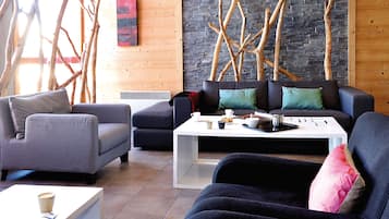 Sala de estar en el lobby