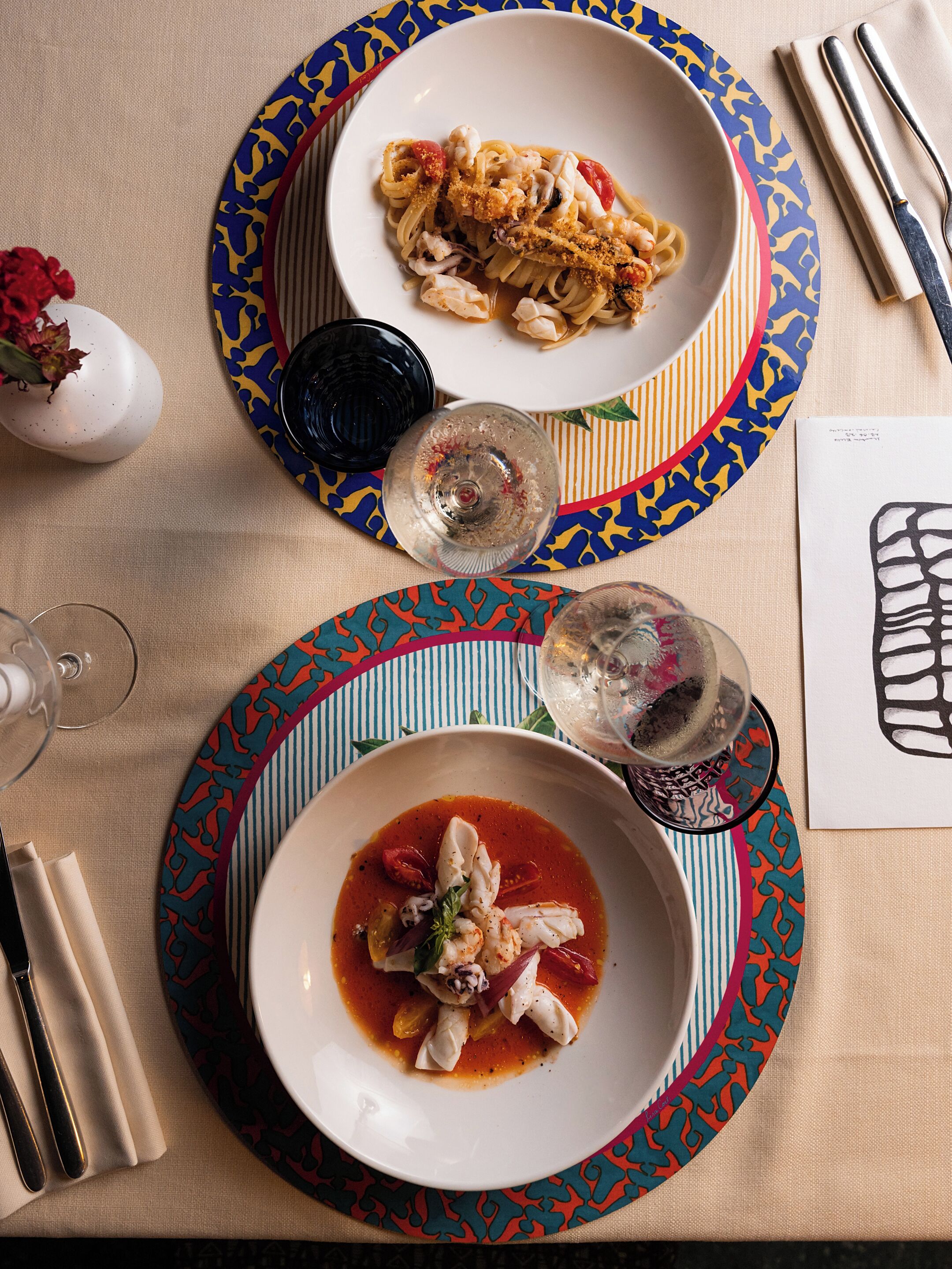 breakfast, lunch and dinner served