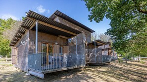 Cottage, 3 Bedrooms (8 persons (CDF)) | Terrace/patio