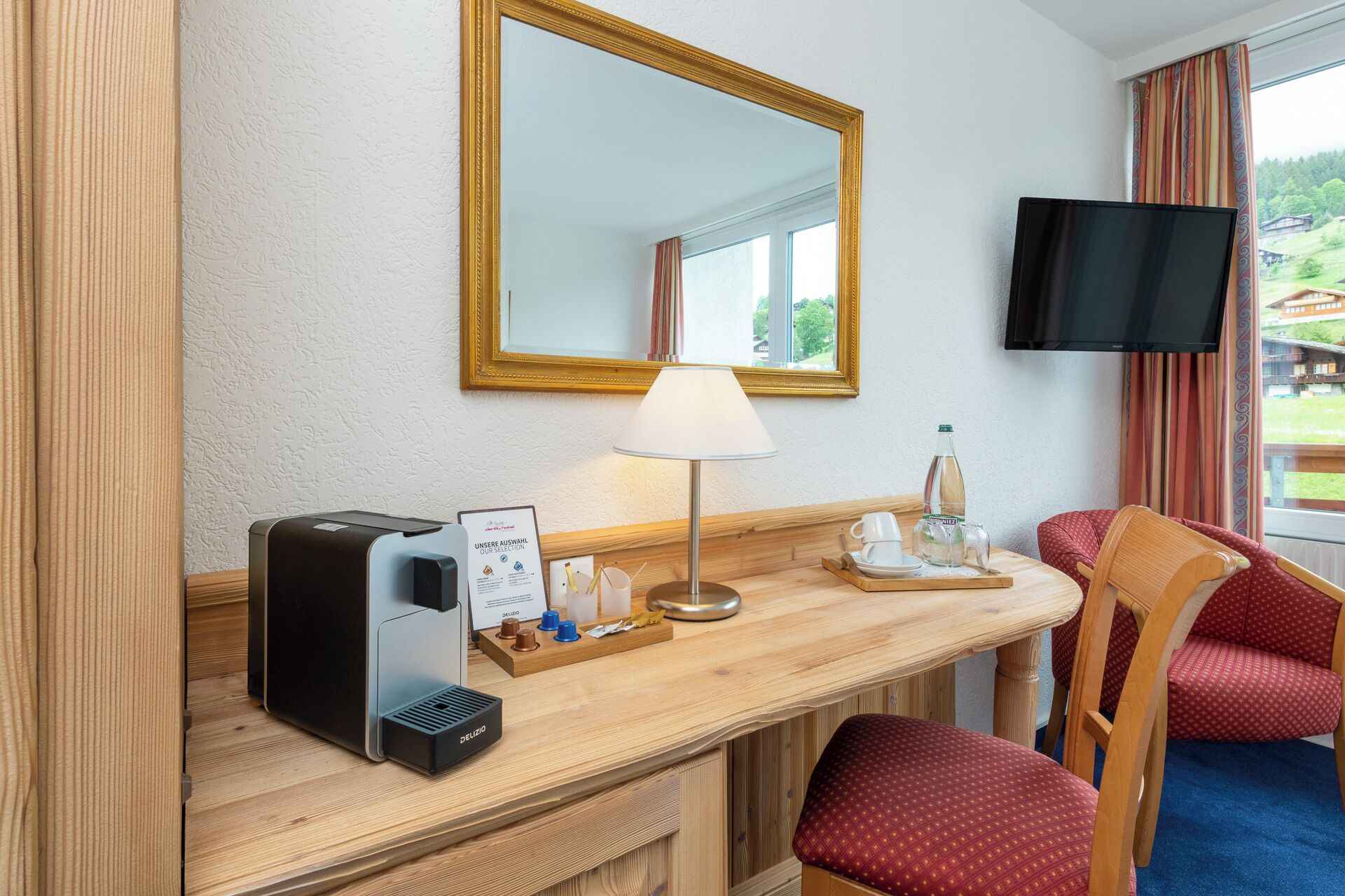 double room (cosy, to the north side) | 1 bedroom, hypo-allergenic bedding, down duvets, in-room safe