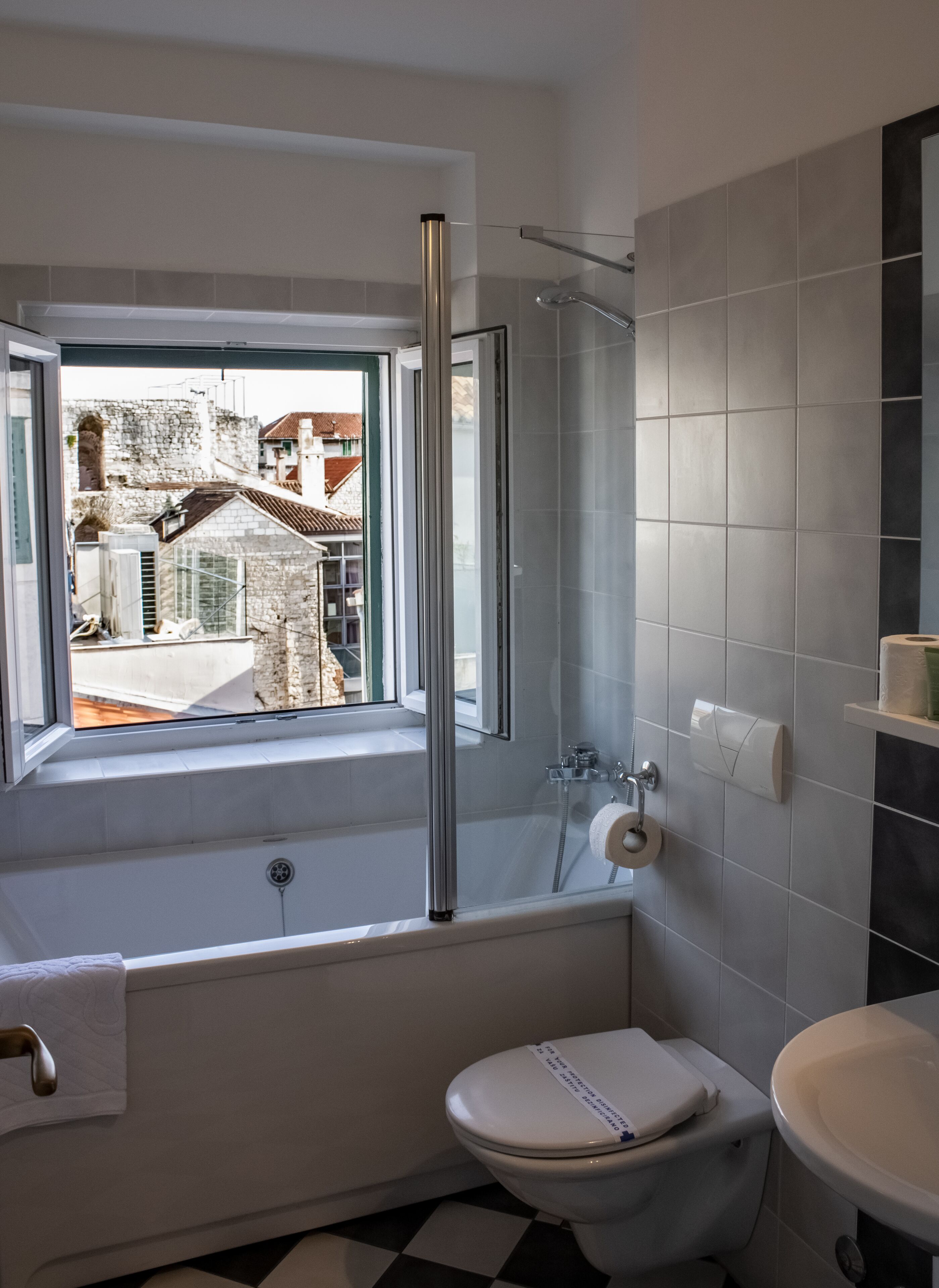 Photo - Slavija Culture Heritage Hotel