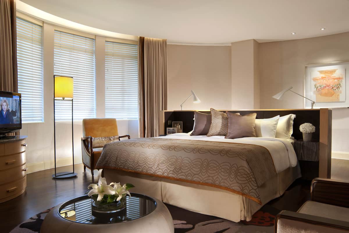 Elizabeth Suite Two-Bedroom | 2 bedrooms, premium bedding, down comforters, in-room safe