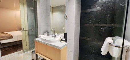 Ascott Raffles Place Singapore - Image 21