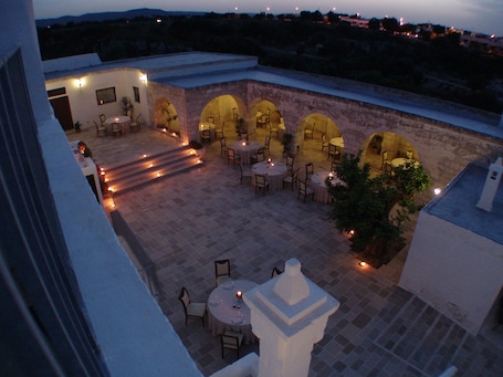 Courtyard. Masseria Fortificata Donnaloia
