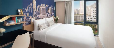 Deluxe Apartment, 2 Bedrooms | 1 bedroom, in-room safe, desk, blackout drapes