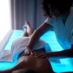 Trị liệu toàn thân, liệu pháp quấn ủ cơ thể, tẩy tế bào chết