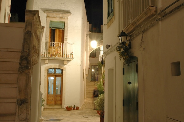 Façade de lâhĂ©bergement - soirĂ©e/nuit