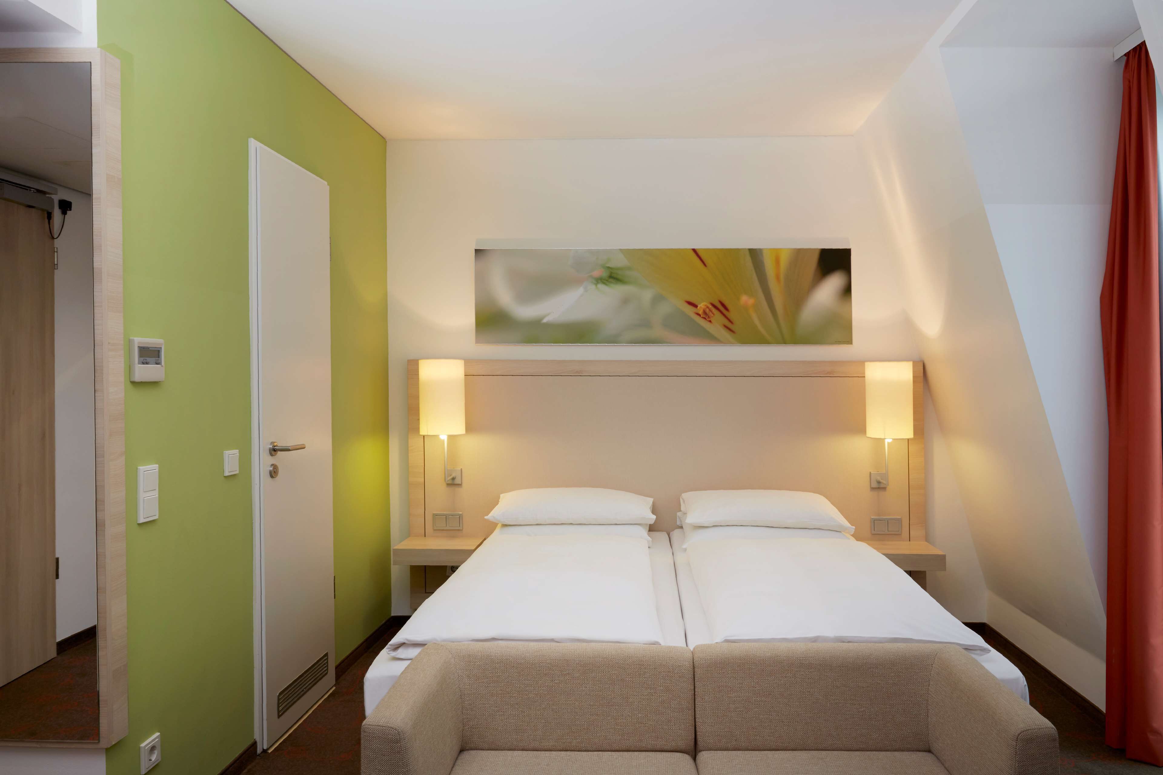 Photo - H+ Hotel München