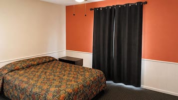 Apartment, 2 Bedrooms, Kitchen | Free WiFi, bed sheets