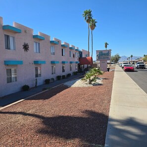 Exterior - Sands Inn & Suites (Lake Havasu City)