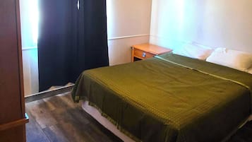 Apartment, 1 Bedroom, Kitchen | Free WiFi, bed sheets