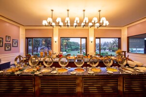 Se sirven desayunos, almuerzos y cenas