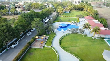 Superior Room, Pool View | Pemandangan dari bilik