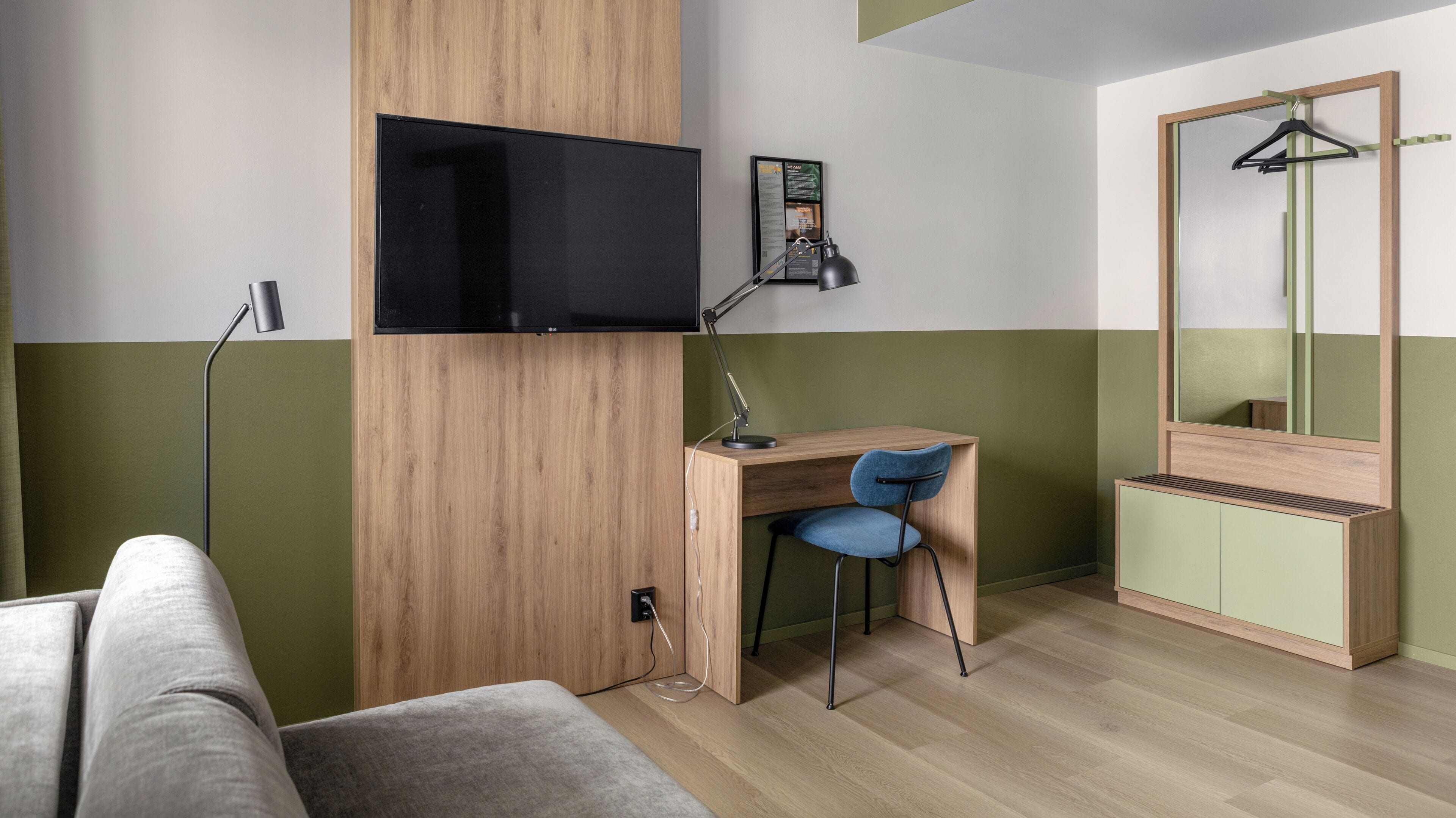 superior room, 1 double or 2 single beds | 1 bedroom, blackout curtains, soundproofing, bed sheets