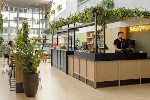 Bar (in der Unterkunft)