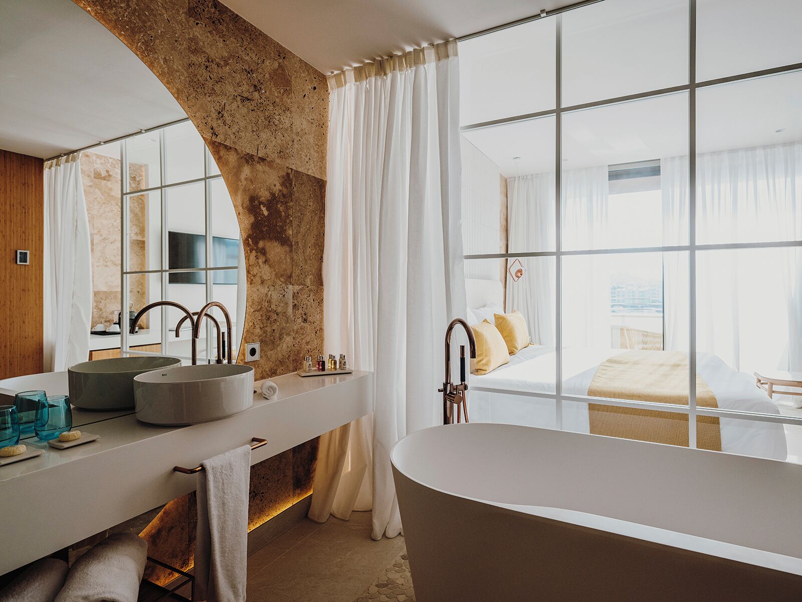 premier room, terrace, bay view | bathroom | combined shower/bathtub, rainfall showerhead, designer toiletries