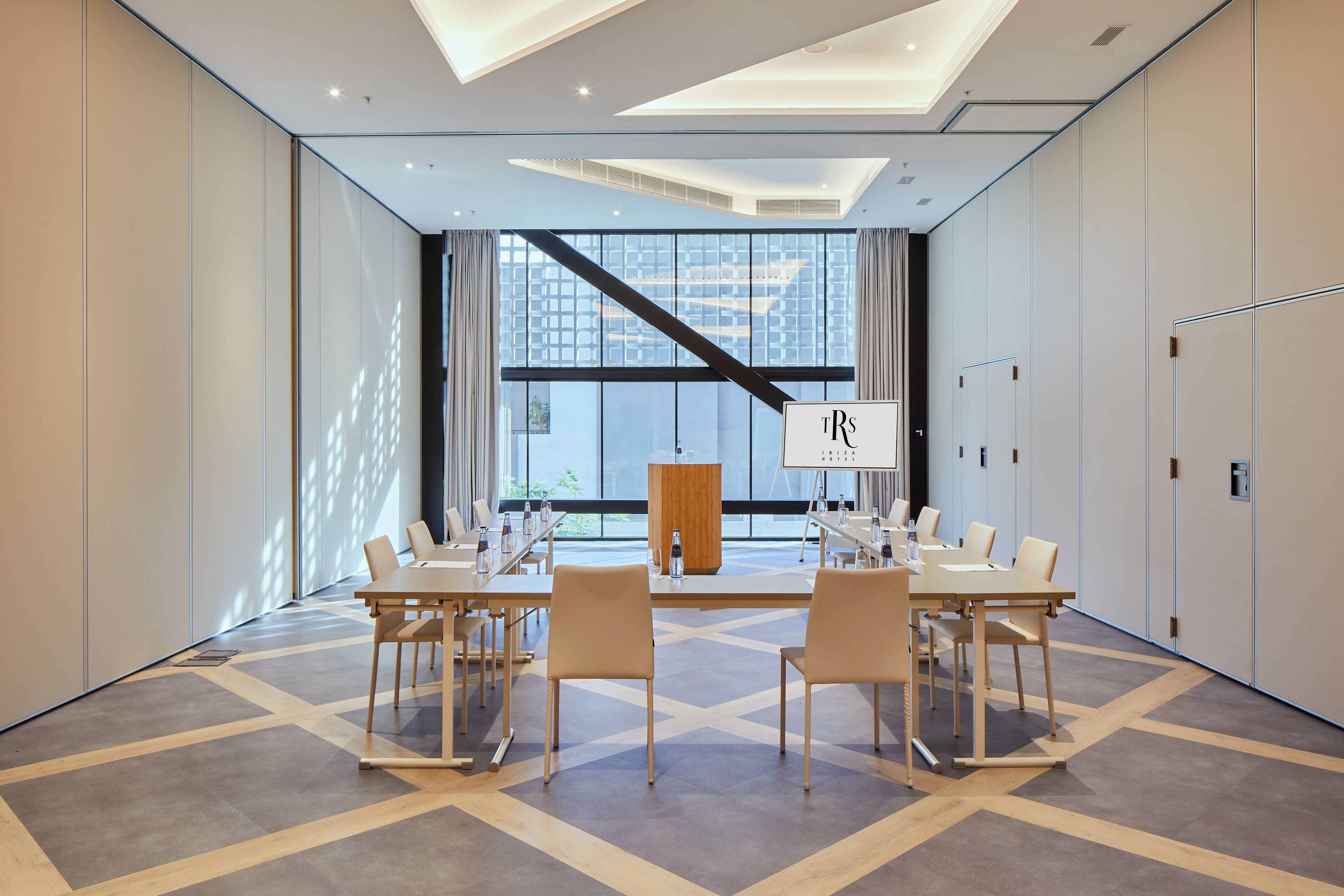 Foto - The Signature Level at TRS Ibiza Hotel - All Inclusive Adults Only - Entrance to Clubs included