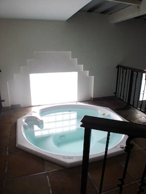 Innenpool, Liegestühle