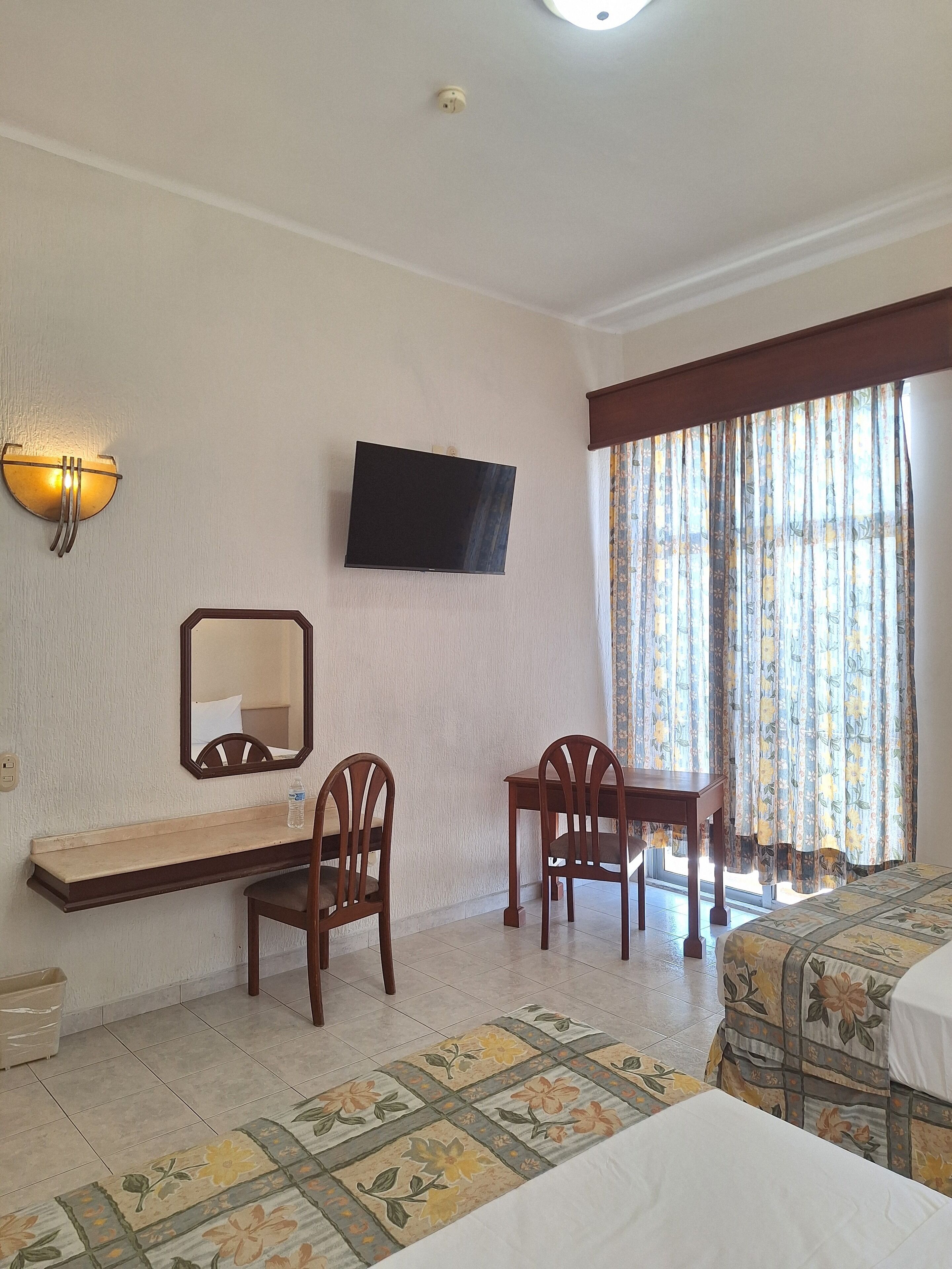 Foto - Hotel Ruiz Milán