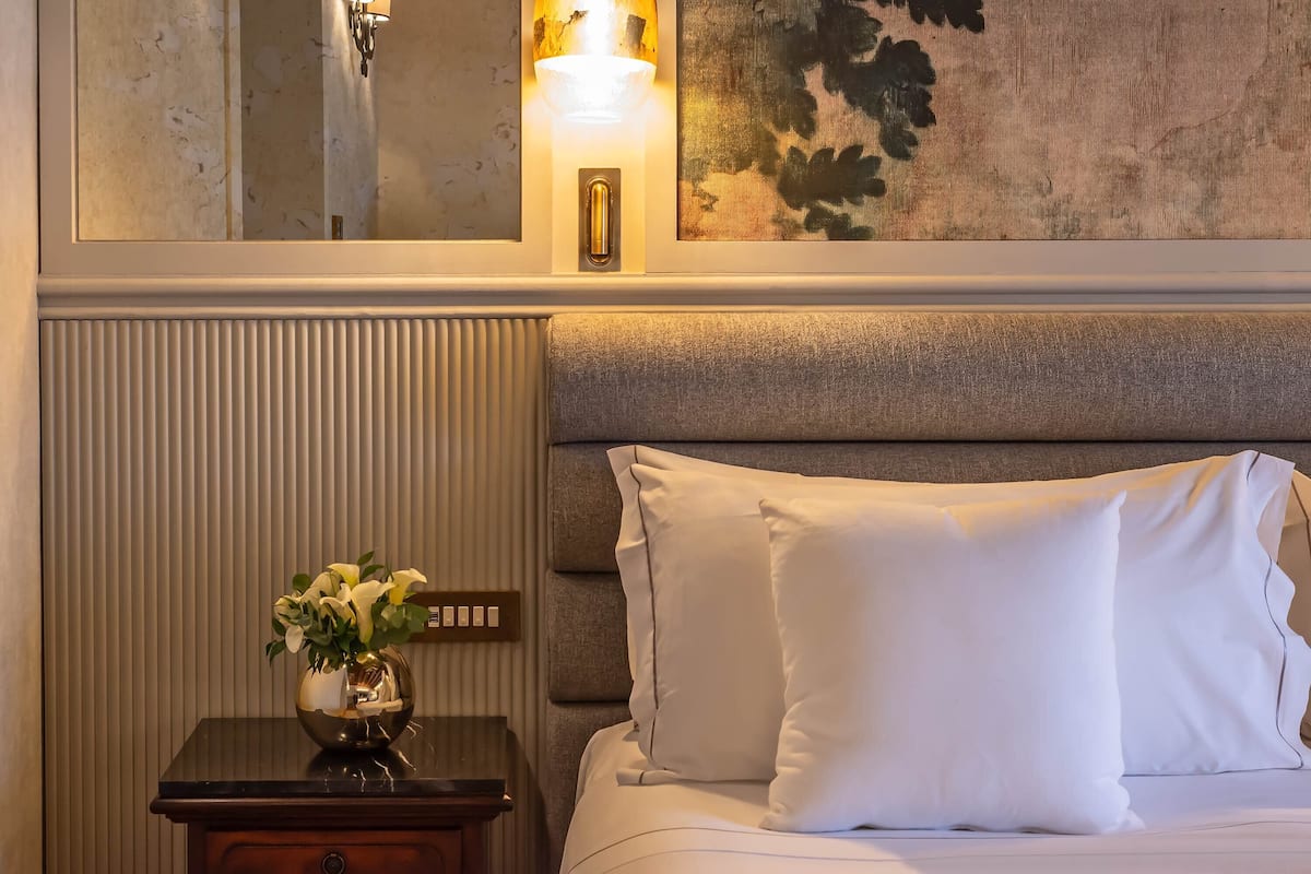 Executive Single Room | 1 bedroom, minibar, in-room safe, desk