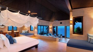 ロイヤル ヴィラ 2 ベッドルーム プライベートプール オーシャンフロント (Oceanfront)