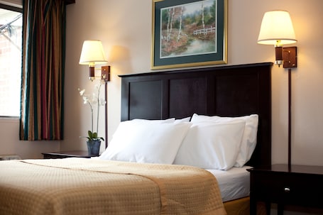 Standard Room, 2 Queen Beds, Non Smoking | View from room