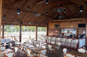 Terrace/patio - Playa Tortuga Hotel Beach And Resort (Bocas del Toro)