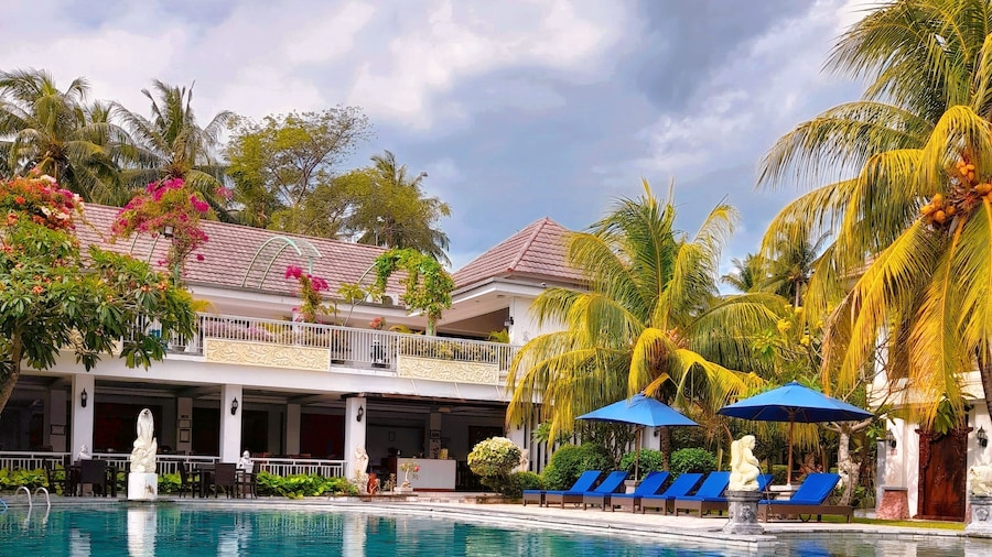 Puri Saron Senggigi Hotel
