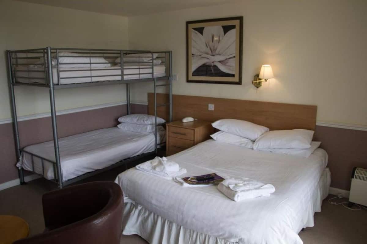 Deluxe Suite, Accessible