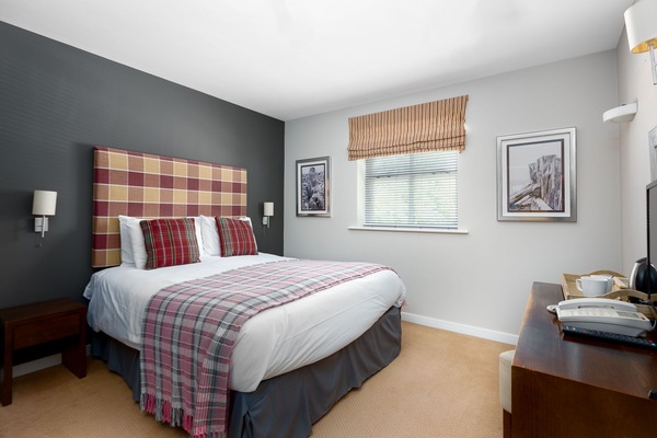 Doppelzimmer | Schreibtisch, Bügeleisen/Bügelbrett, kostenloses WLAN