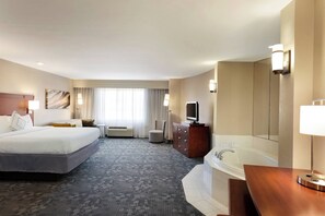 Family Suite, 1 Double Bed | Desk, laptop workspace, blackout drapes, iron/ironing board