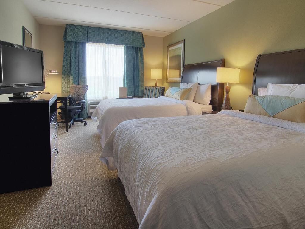 Premium bedding, down comforters, Tempur-Pedic beds, in-room safe