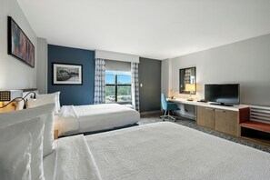 Premium bedding, in-room safe, individually decorated - Hilton Garden Inn Houston/Sugar Land (Sugar Land)