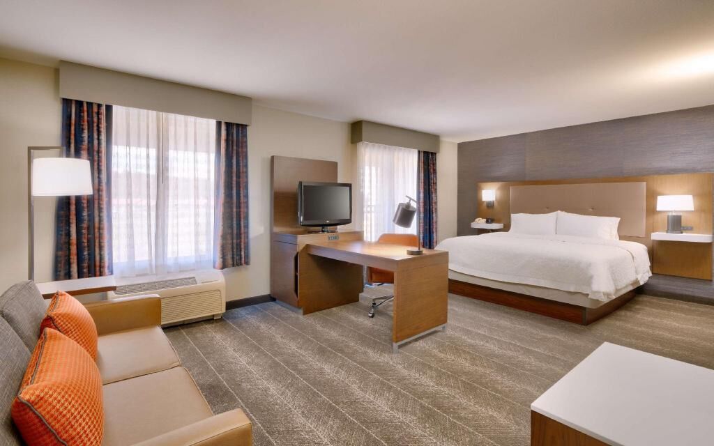 In-room safe, iron/ironing board, free wired internet, bed sheets