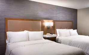 In-room safe, iron/ironing board, free wired internet, bed sheets - Hampton Inn & Suites Show Low-Pinetop (Show Low)