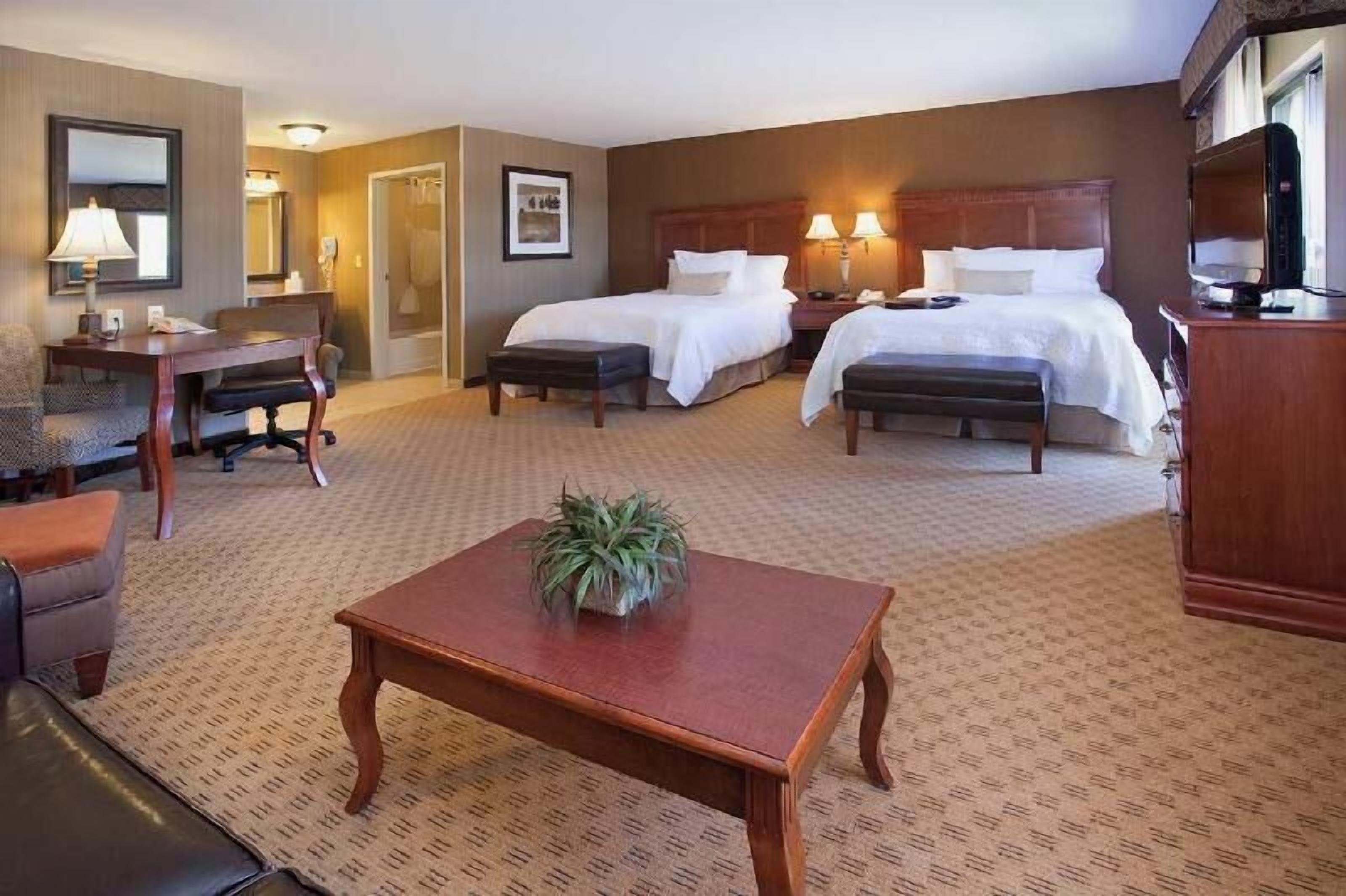 In-room safe, iron/ironing board, free wired internet, bed sheets
