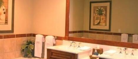 Condo, 1 Bedroom, Private Bathroom | Bathroom | Shower, free toiletries, hair dryer, towels