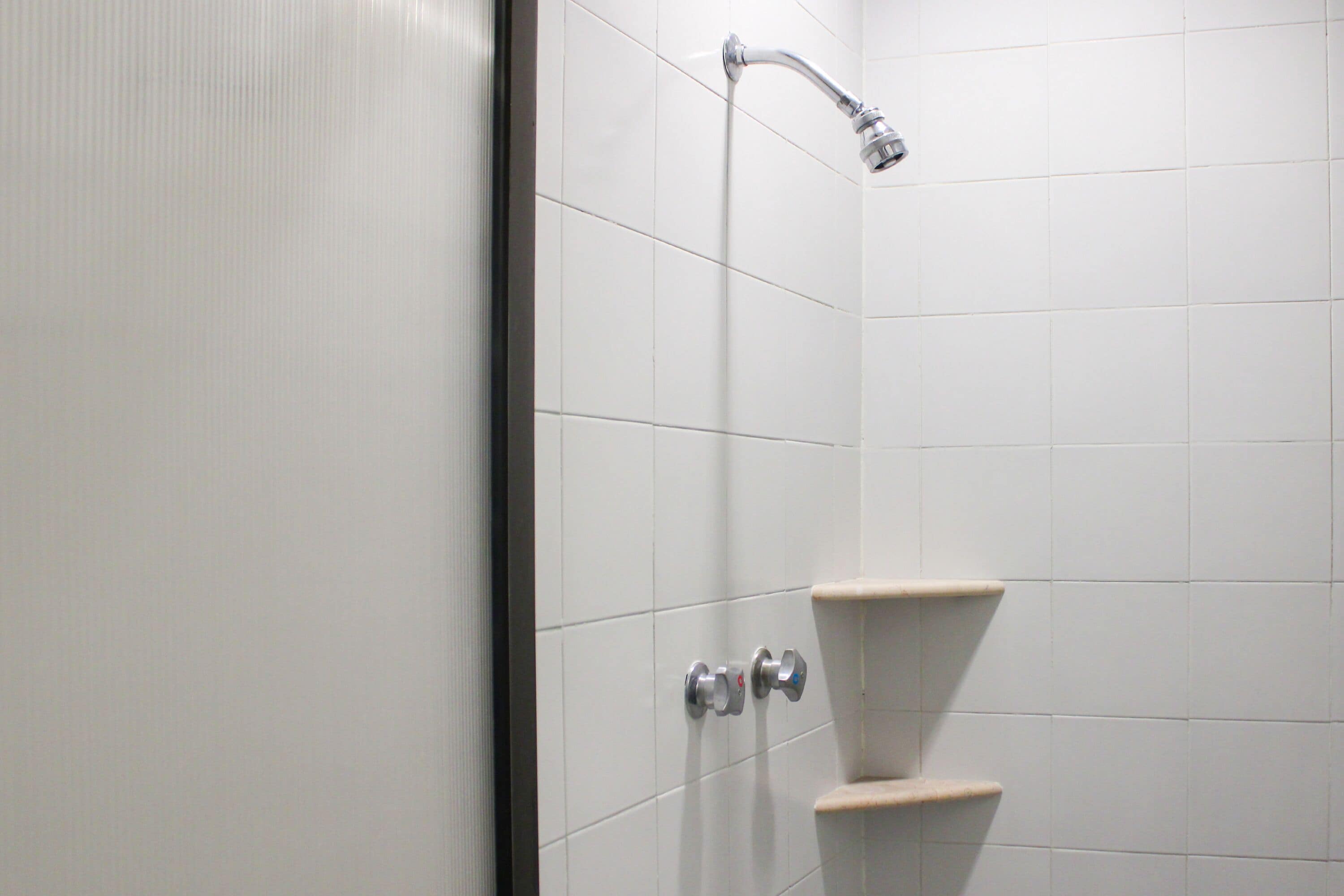 Quarto casal standard, 1 quarto, vista para a cidade | Banheiro | Chuveiro, produtos de toalete grátis, toalhas de banho 