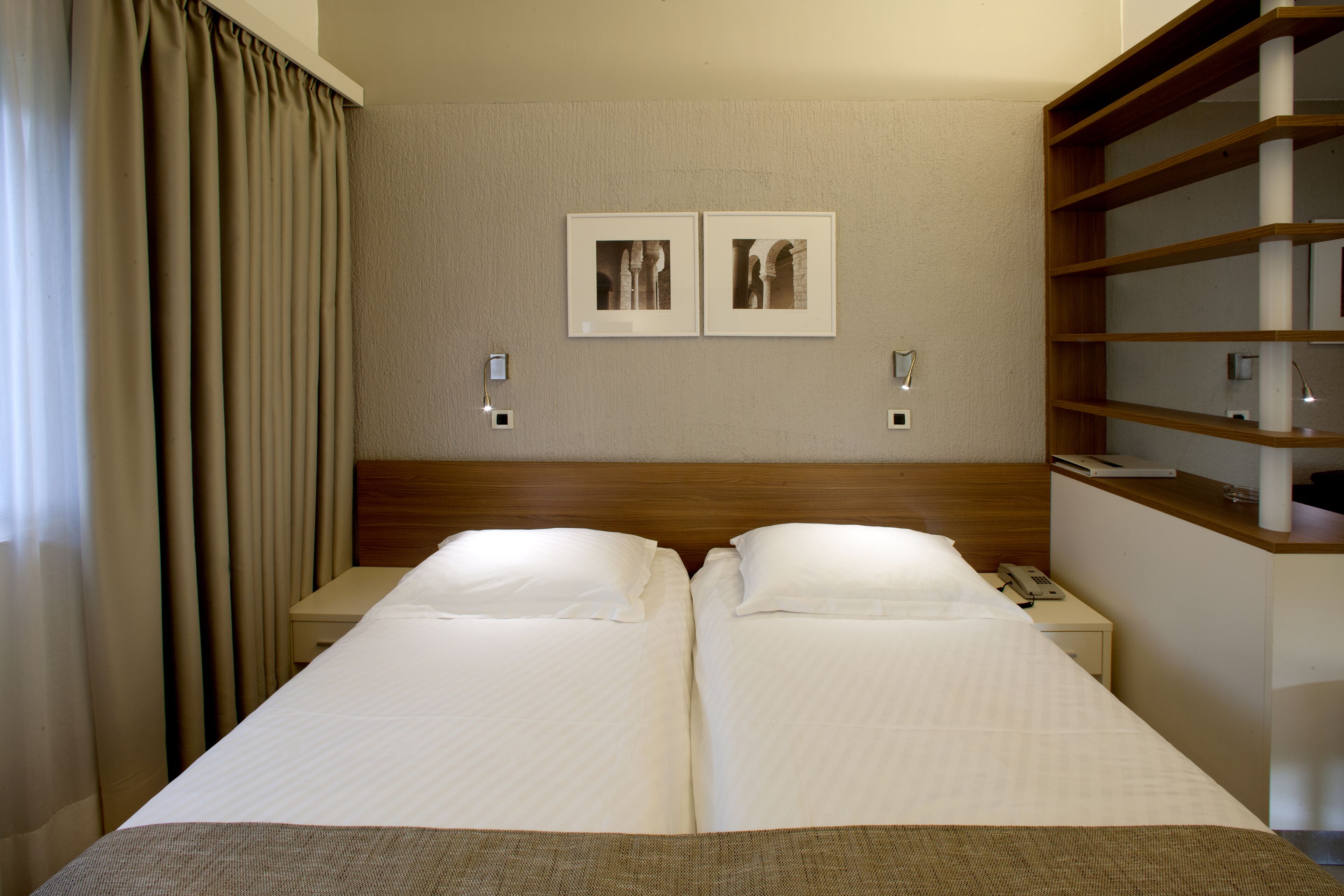 1 bedroom, minibar, in-room safe, desk