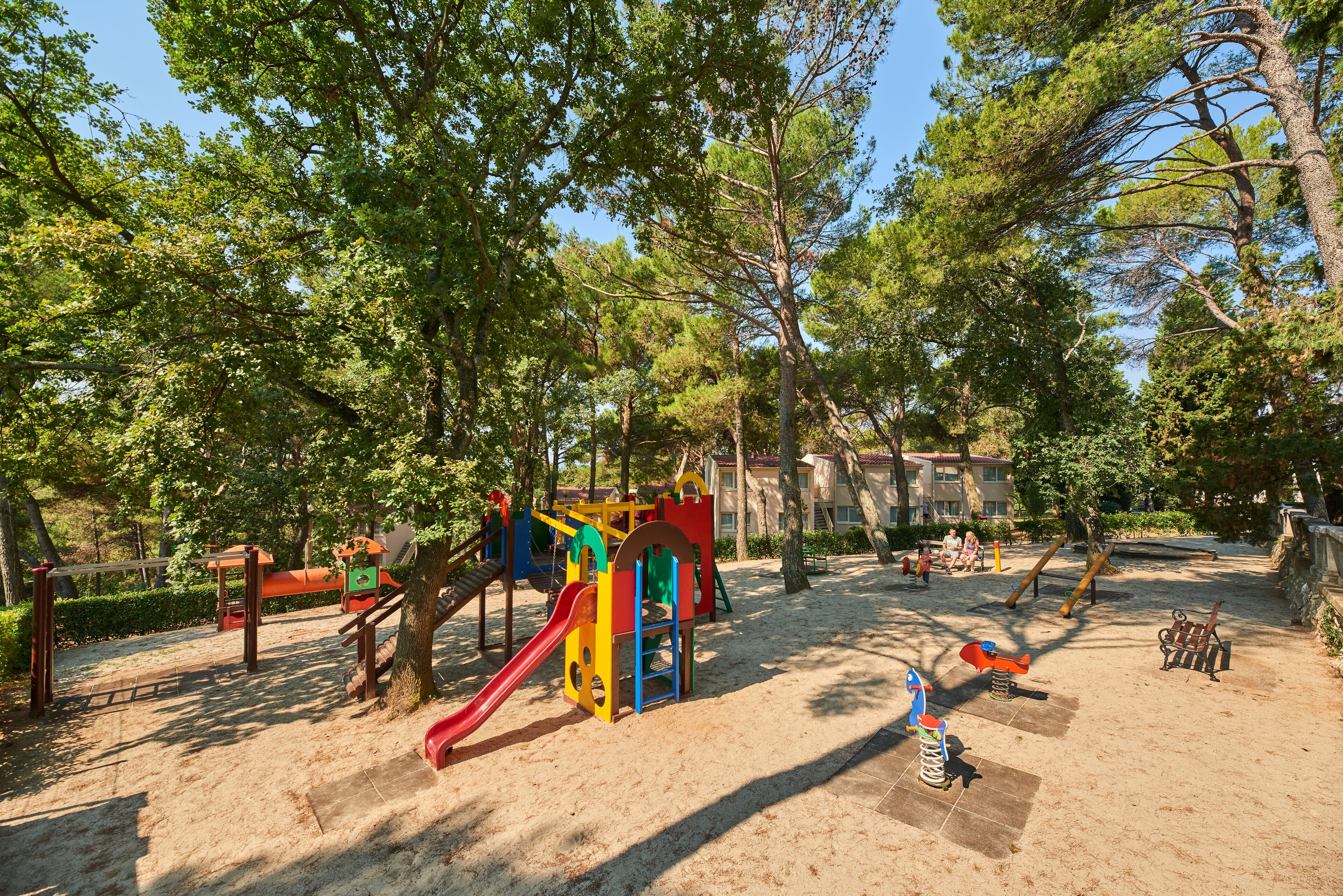 children’s play area – outdoor