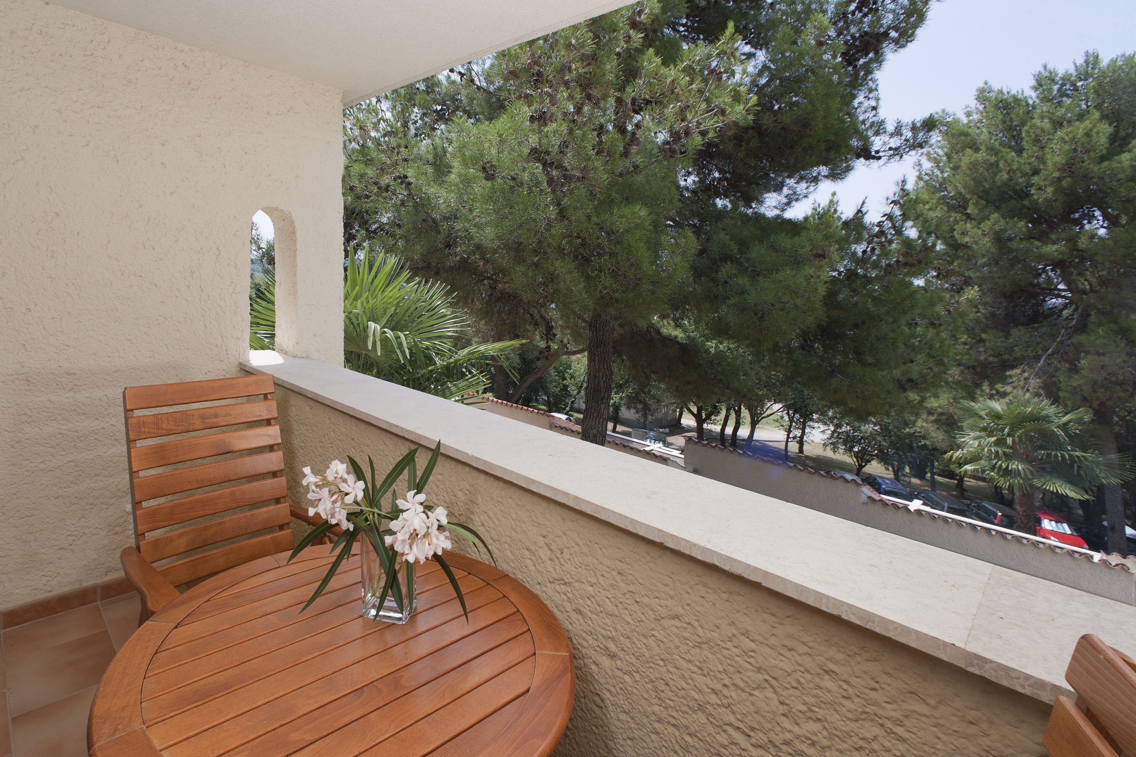 studio for 2+1 persons, park side | terrace/patio