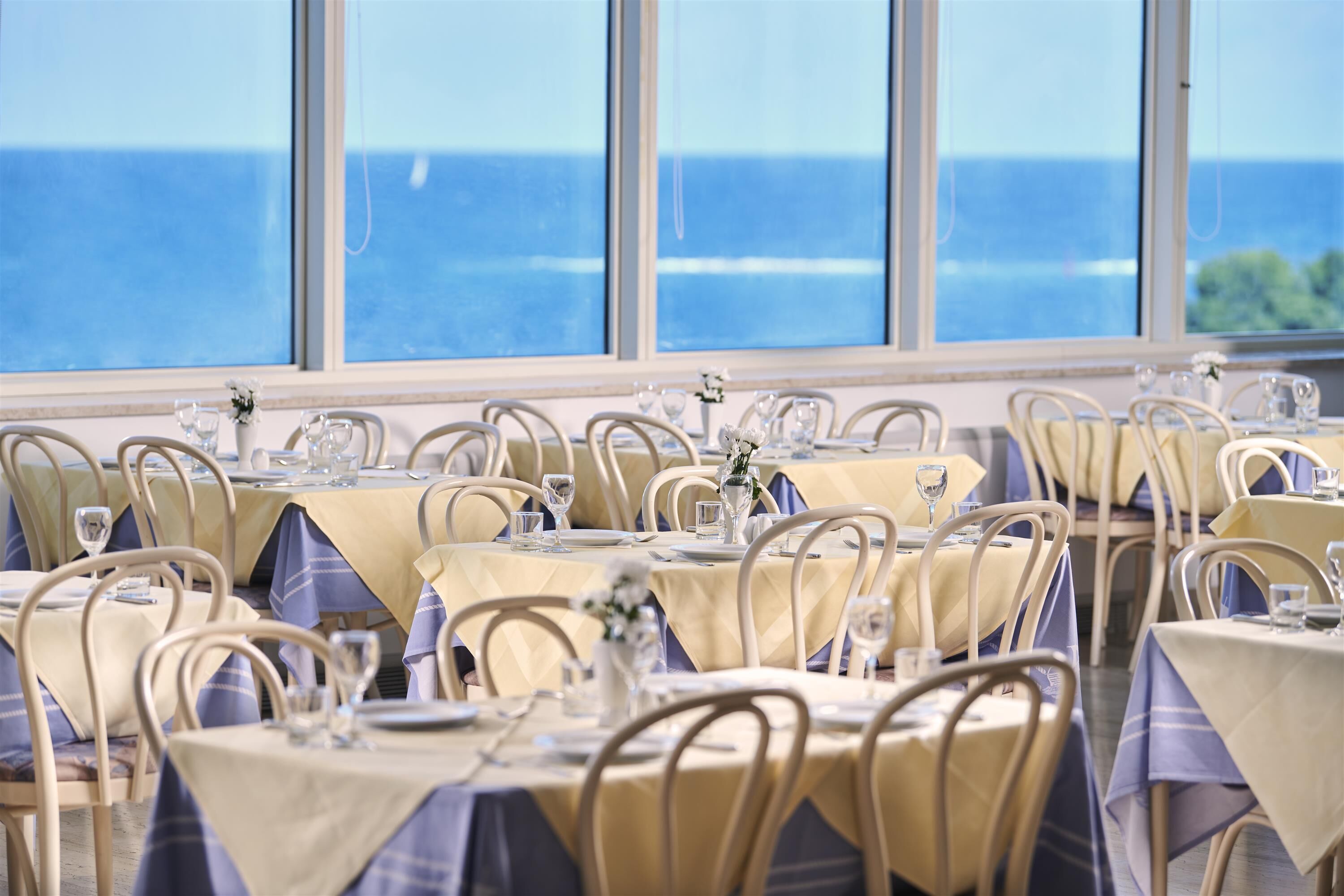 breakfast and dinner served