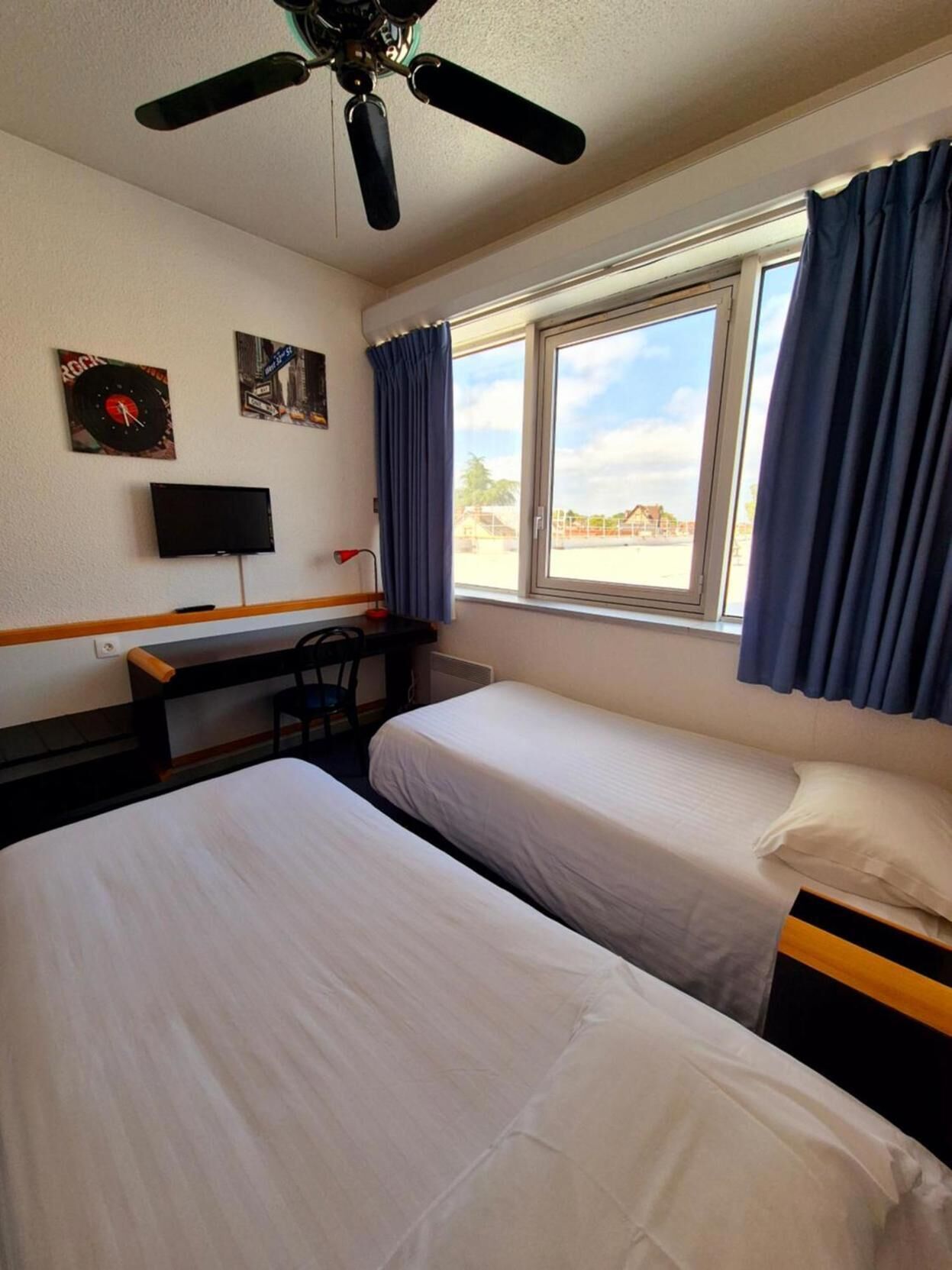 Premium bedding, individually decorated, individually furnished, desk