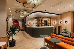 Sala de estar en el lobby