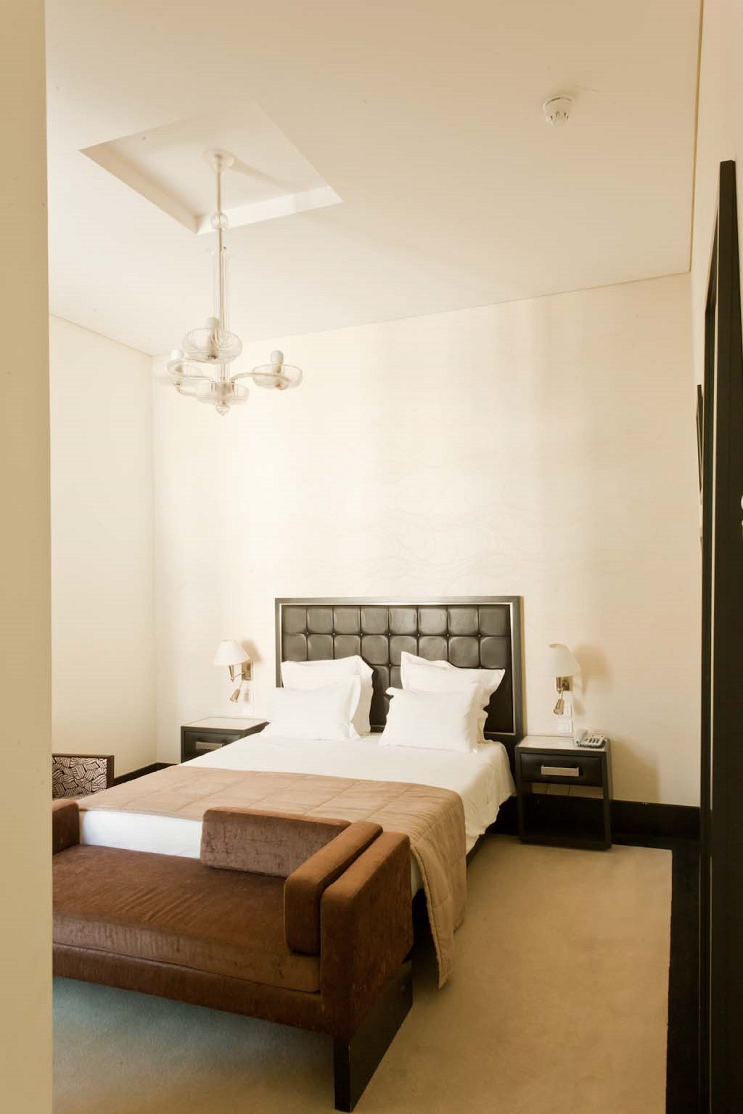 classic double or twin room (+ extra bed) | hypo-allergenic bedding, minibar, in-room safe, desk