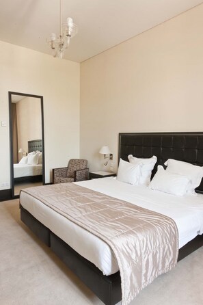 Ropa de cama hipoalergénica y minibar 